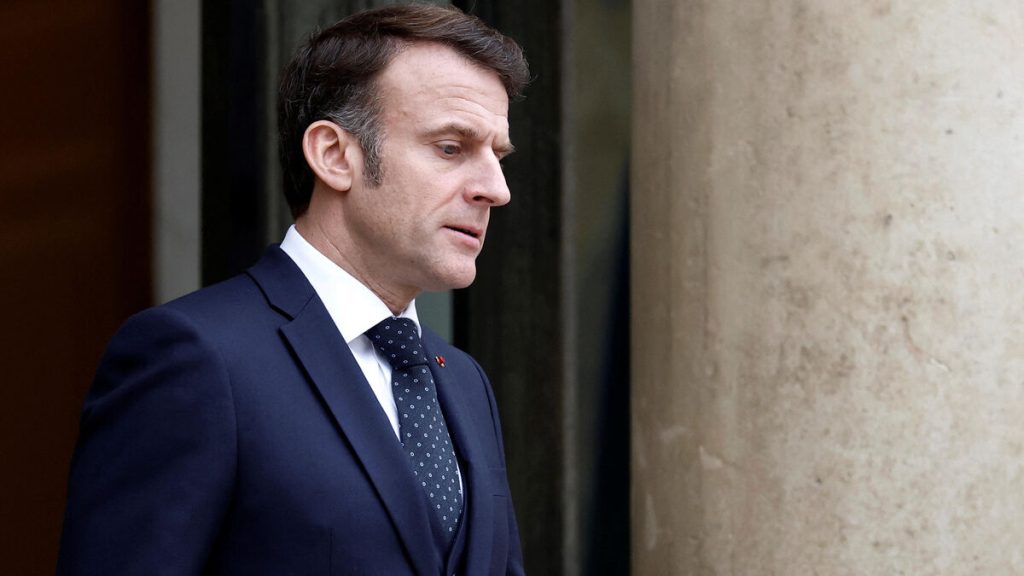 Cessez-le-feu au Liban : chacun doit honorer ses engagements « dans les plus brefs délais », réclame Macron