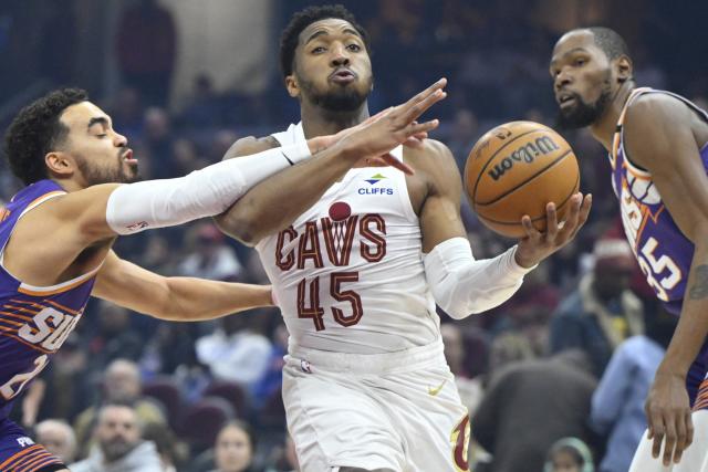 Cleveland se balade, Detroit surprend Houston, New York assure, Memphis se fait peur