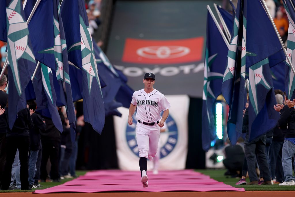Matt Festa Mariners Mets Rangers Cubs trade