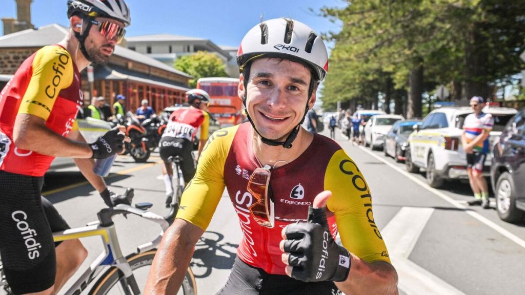 Cyclisme : les images de la belle victoire au sprint de Bryan Coquard sur le Tour Down Under