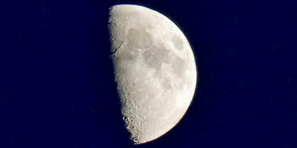 Deux entreprises privées mettent le cap sur la Lune pour le compte de la Nasa