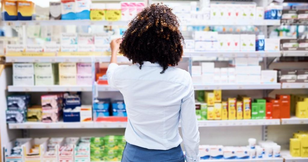 «Donner à nos industriels la capacité de se battre à armes égales»: l’État investit pour relocaliser sept nouveaux médicaments