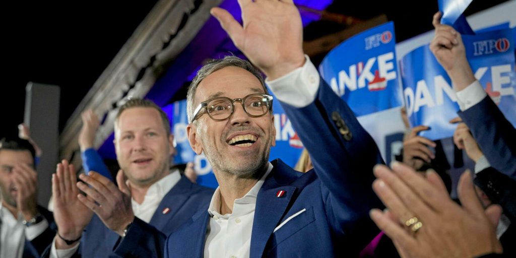 En plein chaos politique, l’extrême droite proche du pouvoir en Autriche