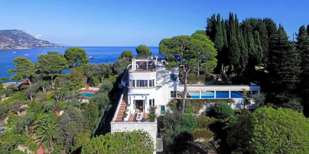 Et si vous deveniez propriétaire d’une villa archi sur les hauteurs de Saint-Jean-Cap-Ferrat ?