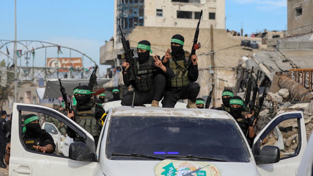 Gaza : Israël accuse le Hamas de deux violations de l’accord de trêve