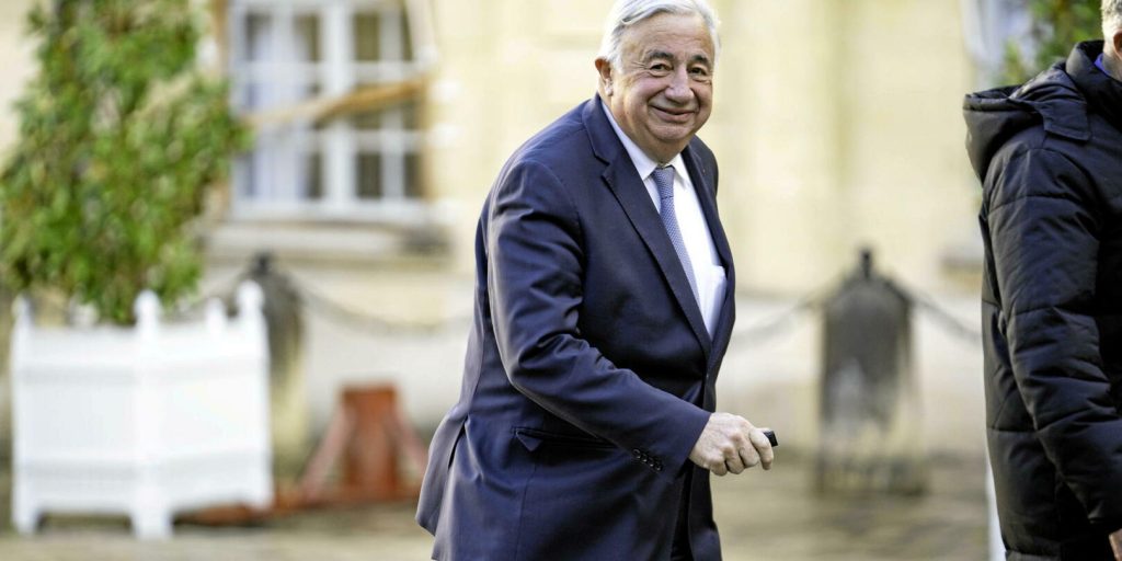 Gérard Larcher reconnaît une « erreur » après l’achat de fauteuils pour 34 000 euros