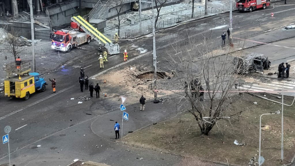 Guerre en Ukraine : quatre morts dans une attaque russe à Kiev, selon l’administration militaire locale