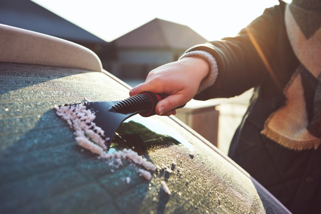Ice scraper