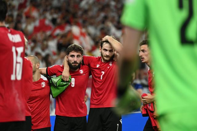 « Il rêvait de ça » : l'arrivée de Khvitcha Kvaratskhelia au PSG vue par Zouriko Davitachvili