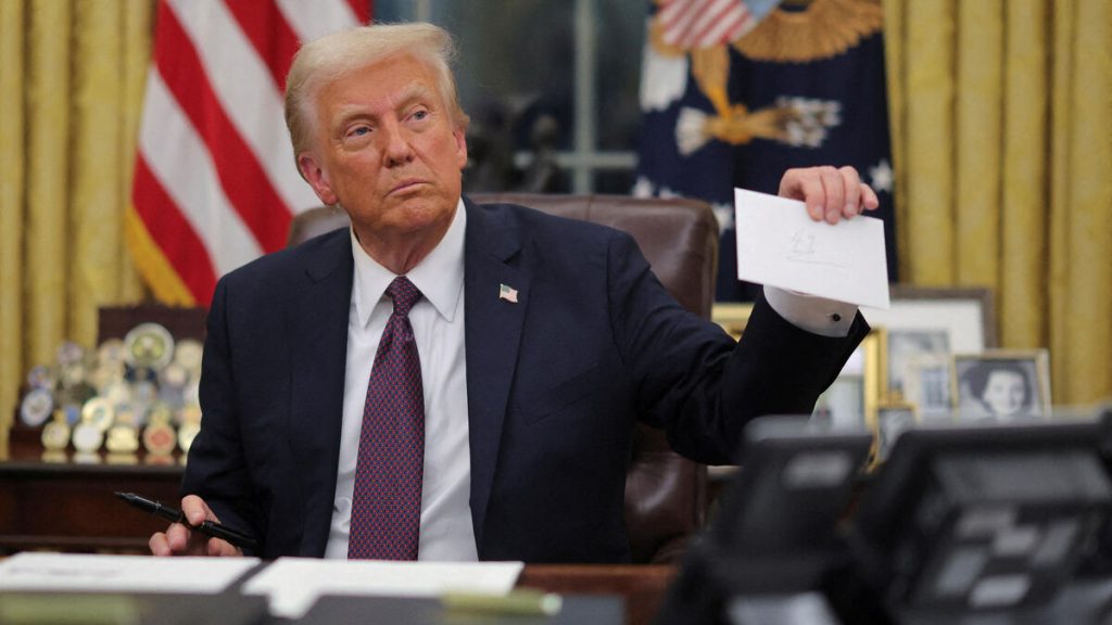 « Il y a deux genres aux États-Unis » : quelles seront les conséquences concrètes des annonces de Trump sur les personnes transgenres ?