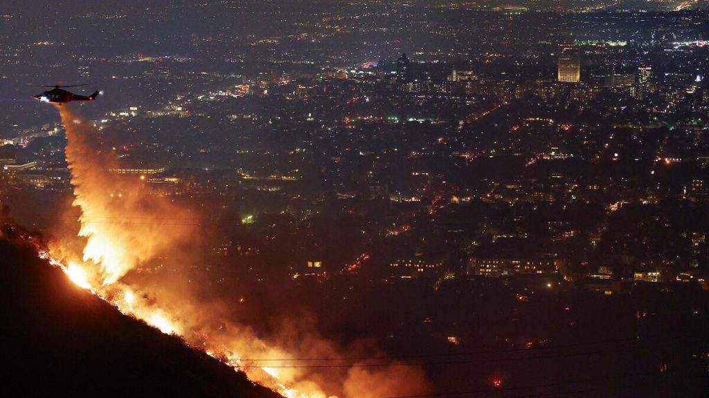 Incendies à Los Angeles : cinq morts, évacuations à Hollywood, « scènes de guerre »… situation apocalyptique en Californie