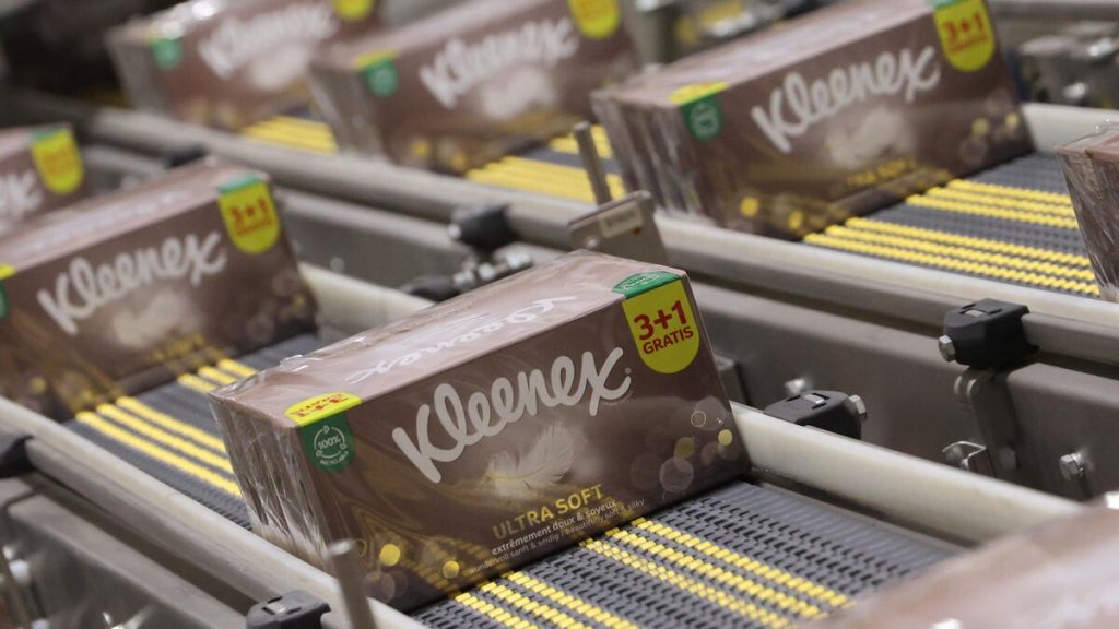 Kleenex, un centenaire qui veut toujours moucher ses concurrents