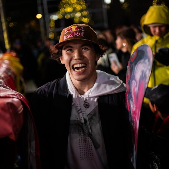 La dinguerie d'Hiroto Ogiwara aux X Games : le tout premier 2340, six tours et demi en l'air