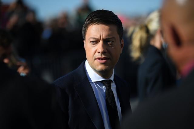 Le maire de Marseille dénonce les banderoles déployées par les supporters de Nice et appelle la LFP à réagir