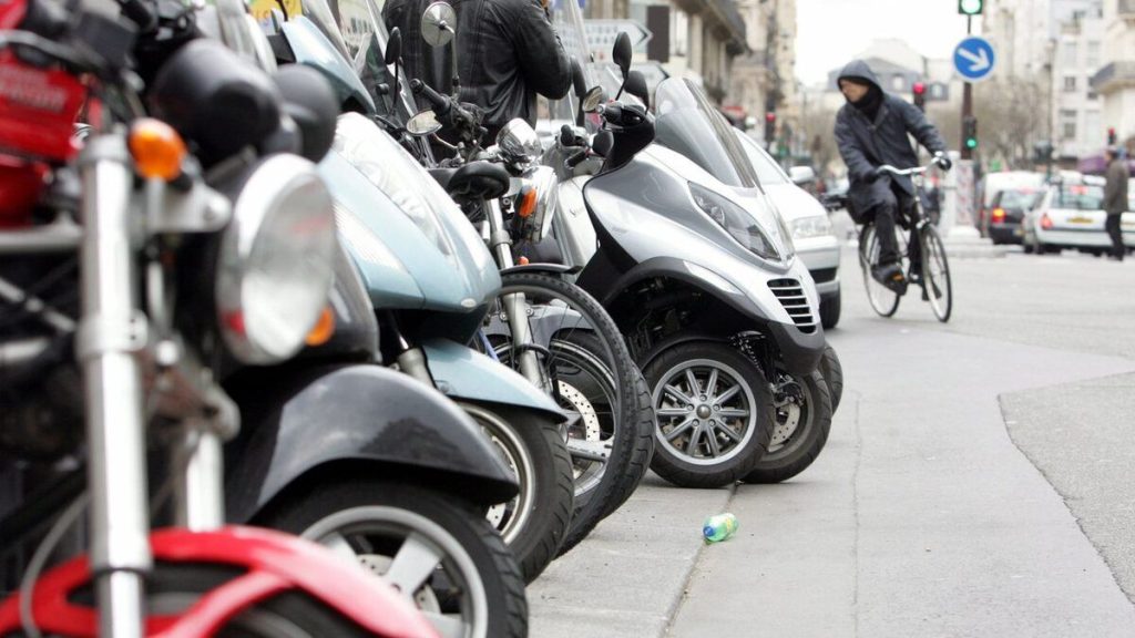 Le marché du deux-roues motorisé poursuit sa descente en Île-de-France : « En ville, le cyclo, c’est fini »