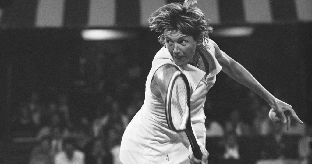 Margaret Court, ex-championne controversée et légende des Grands Chelems que Novak Djokovic veut dépasser