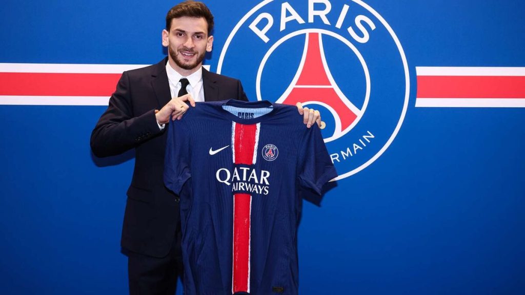 Mercato PSG : à 70 millions d’euros, où se situe le transfert de Kvaratskhelia dans l’histoire du club parisien ?