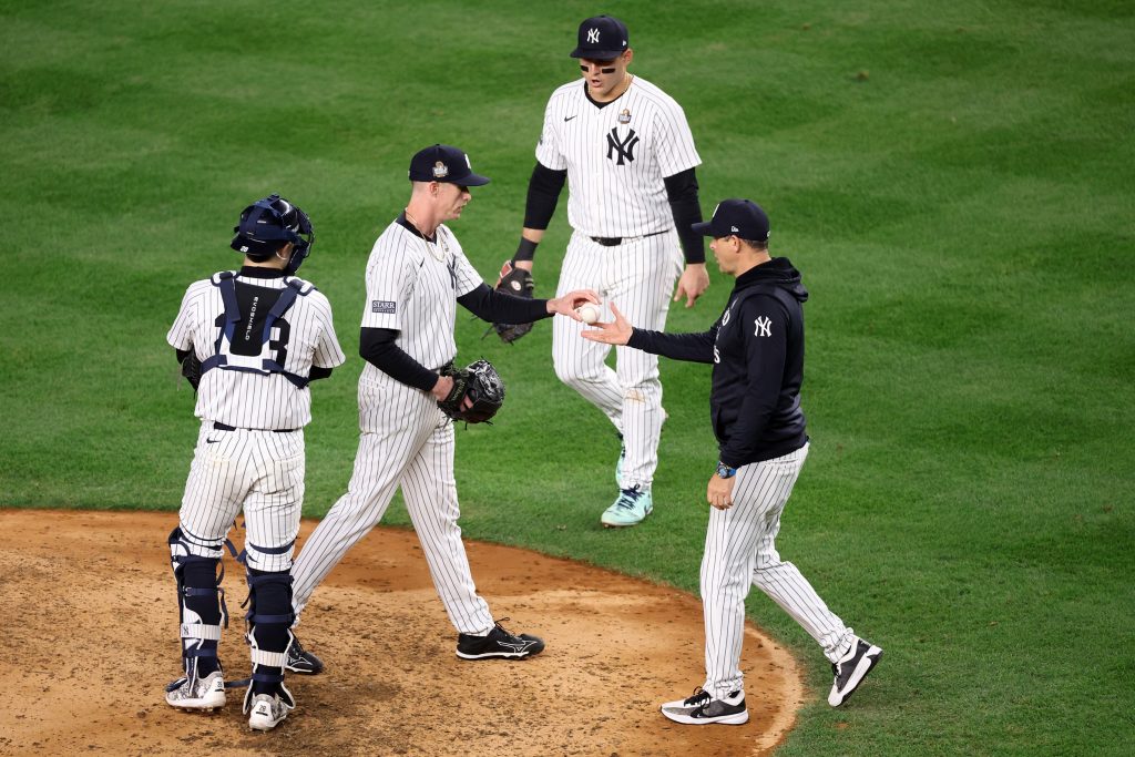 New York Yankees Tim Hill Anthony Rizzo