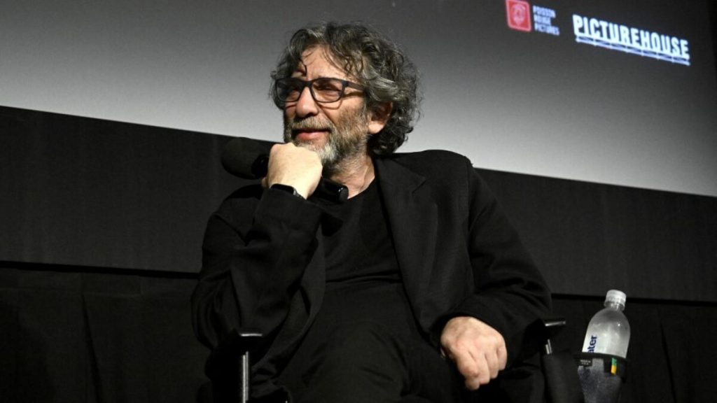 Neil Gaiman : accusé de viols et d’agressions sexuelles, l’écrivain nie en bloc