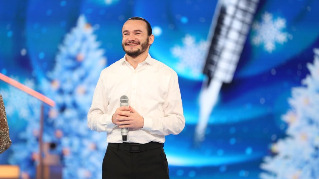 « N’oubliez pas les paroles » : le maestro Benoît bat le record de Margaux avec 538 000 euros de gains
