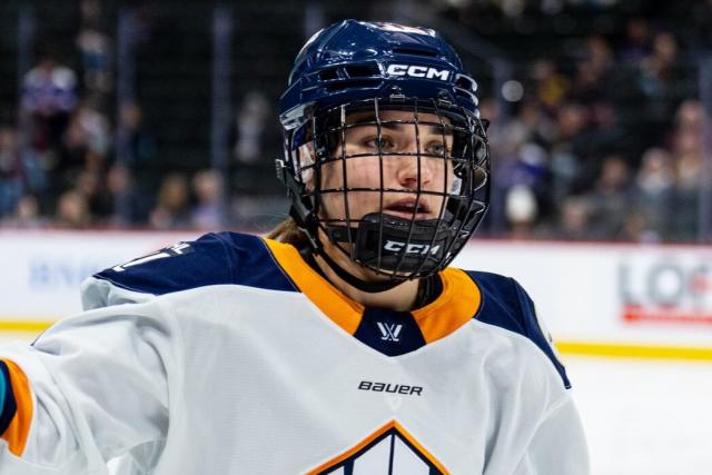 PWHL : Chloé Aurard passeuse lors de la défaite des New York Sirens face à l'Ottawa Charge