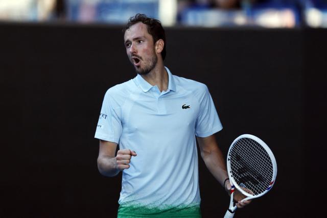 Poussé au 5e set par le 418e mondial, Daniil Medvedev se qualifie pour le 2e tour de l'Open d'Australie