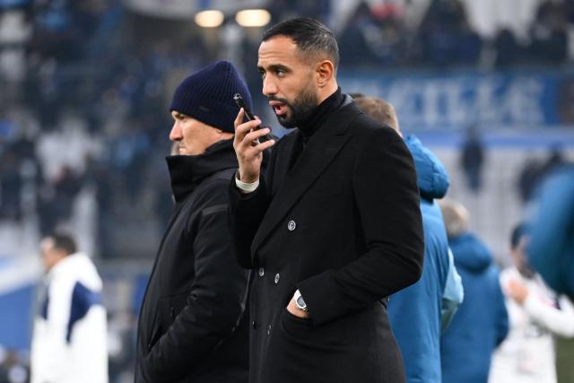 Présidents, directeurs sportifs : qui est vraiment autorisé au bord du terrain pendant les matches ? (Discipline)