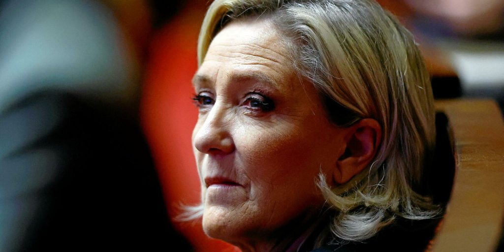 Son père, son procès, Bayrou, Macron et Trump : ce qu’il faut retenir de l’interview de Marine Le Pen