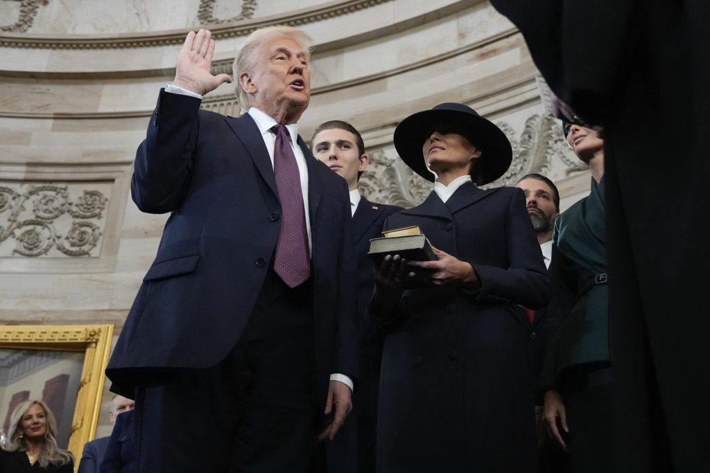 donald trump hand bible john roberts