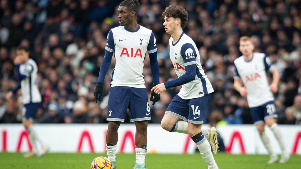 Tottenham - Liverpool : à quelle heure et sur quelle chaîne TV voir la demi-finale de League Cup ?