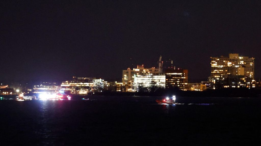 Un avion de ligne est entré en collision avec un hélicoptère au-dessus de Washington