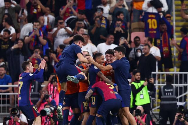 Volée sur le poteau de Rodrygo et action limpide conclue par Raphinha : la folle séquence de Real - Barça (Supercoupe d'Espagne)