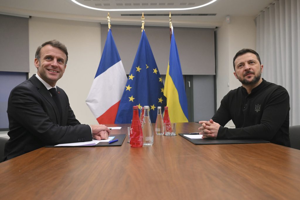 Emmanuel Macron and Volodymyr Zelensky Meeting