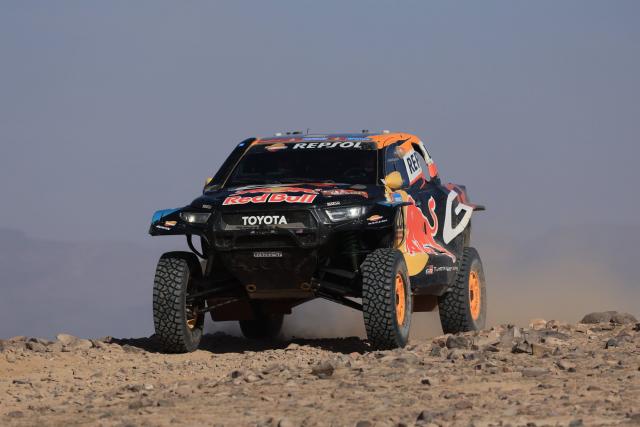 Abu Dhabi Desert Challenge : la première étape pour Lucas Moraes devant Sébastien Loeb