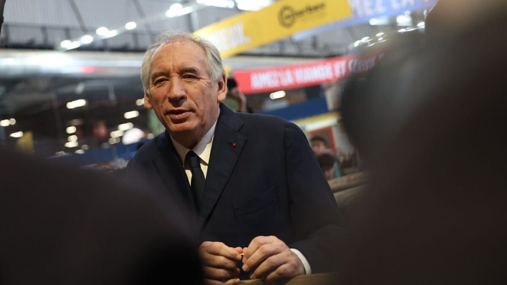 Attentat de Mulhouse : Bayrou juge « inacceptable » que l’Algérie ait refusé « dix fois » de reprendre l’assaillant