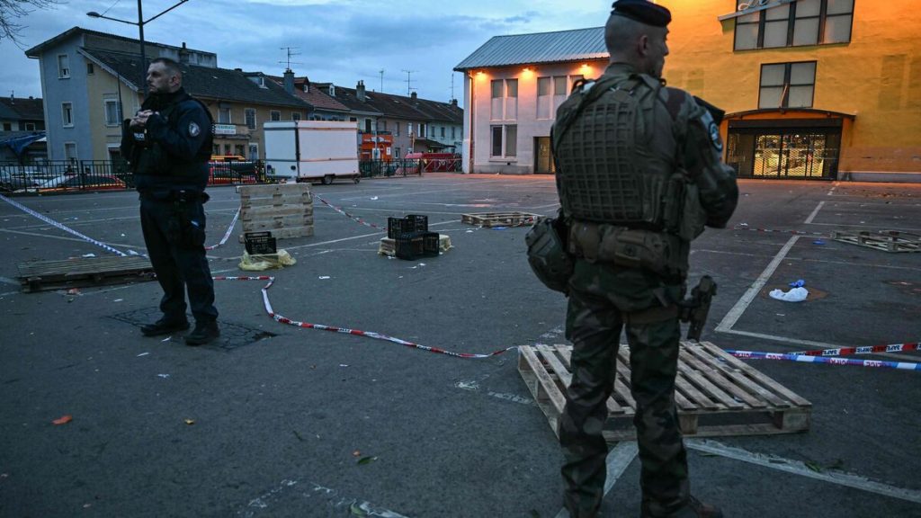 Attentat mortel à Mulhouse : quatre gardes à vue en cours, conseil interministériel sur l’immigration prévu mercredi