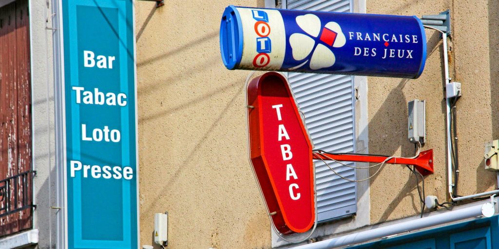 Bienvenue dans la France des bars-tabacs