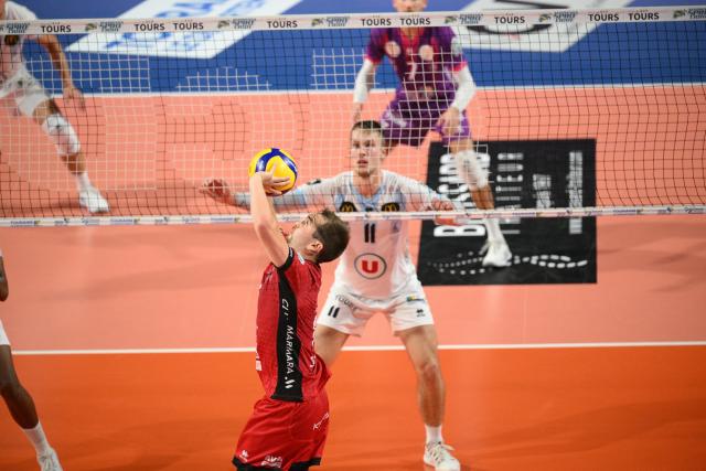 Chaumont remporte le sommet contre Montpellier et prend la tête de la Marmara SpikeLigue