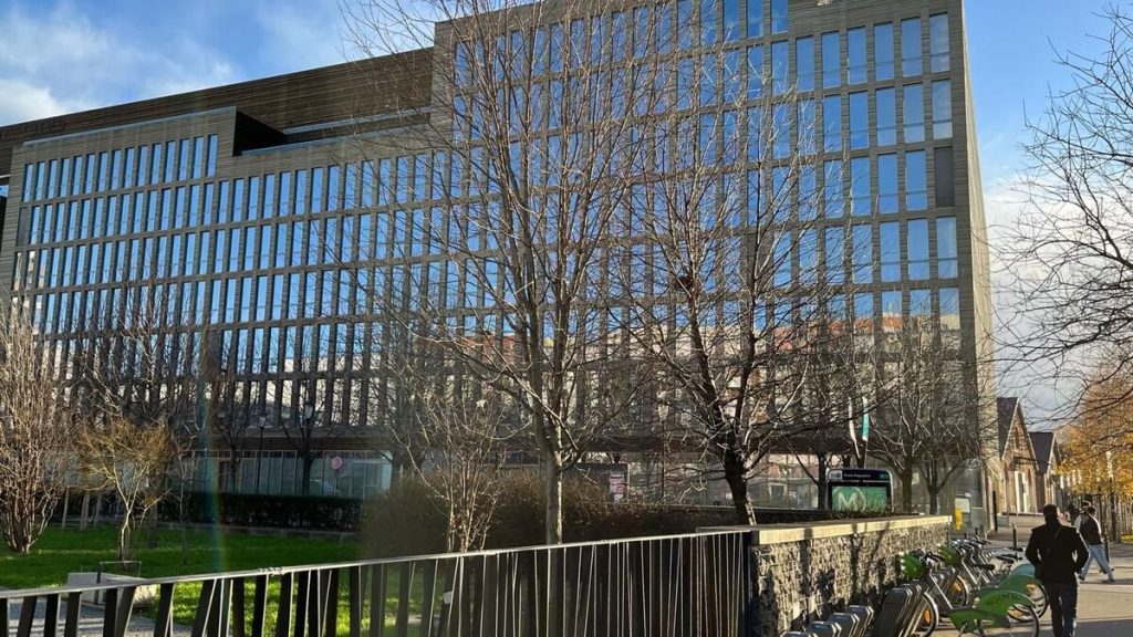 Déménagement du conseil départemental à Saint-Denis : la majorité des agents perdrait moins de dix minutes sur son trajet