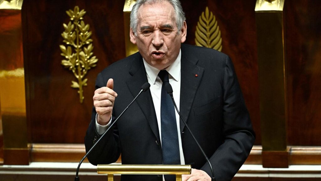 Droit du sol, autoentrepreneurs et affaire « Doualemn » : les infos à retenir ce midi