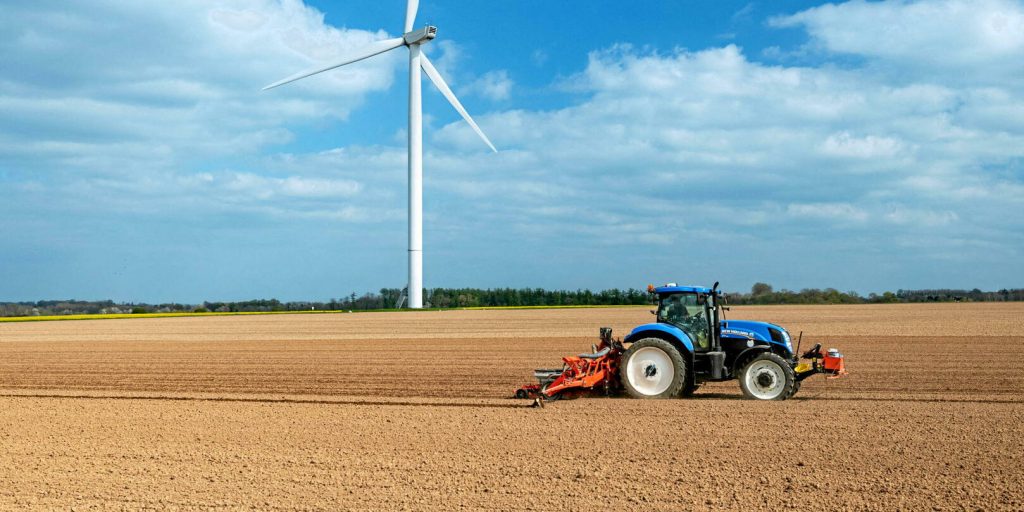 Et si les agriculteurs français partaient s'installer à l’étranger ?