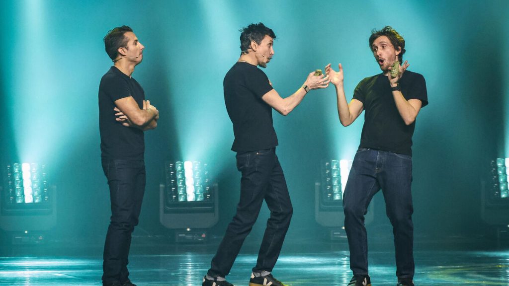 Ferrari, Tsamere, Lecaplain sur scène : on a vu « le spectacle du Trio » et c’est complètement zinzin !