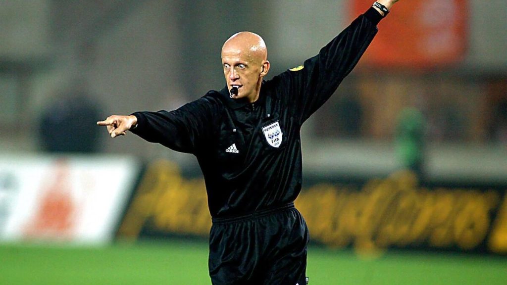 Football : l’ancien arbitre Pierluigi Collina veut changer l’exécution du pénalty