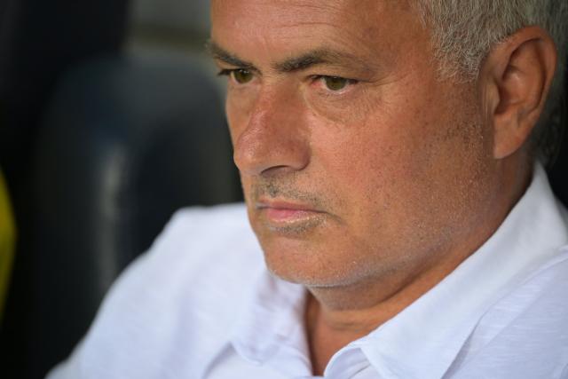 Galatasaray porte plainte contre José Mourinho après des propos jugés « racistes »