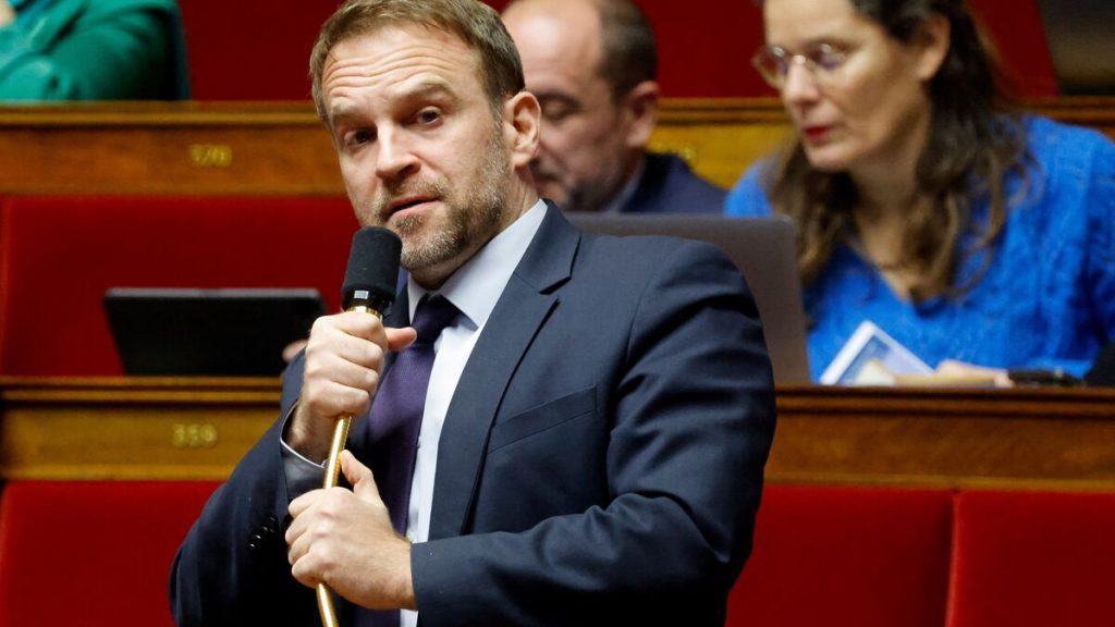 Il faut être « mordant » contre les droits de douane de Trump, affirme le ministre français de l’Industrie