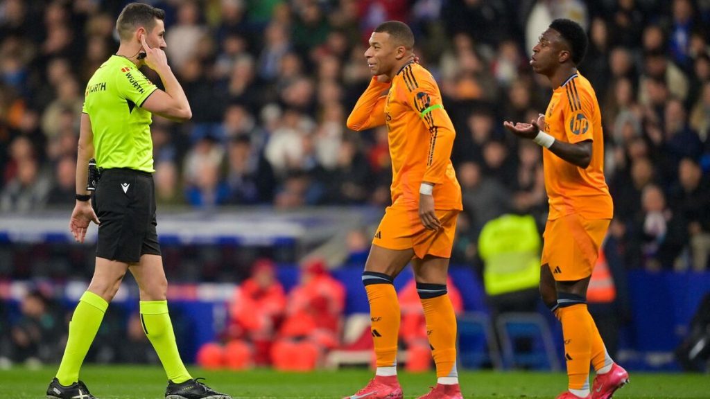 « Ils peuvent donner peu de leçons » : le patron du football professionnel espagnol tacle le Real Madrid