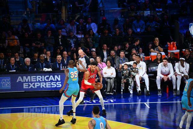 Kevin Durant : « Wemby est sur la bonne voie pour devenir l'un des plus grands »