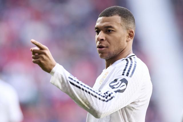 Kylian Mbappé opéré d'une dent de sagesse et incertain pour la demi-finale aller de la Coupe du Roi