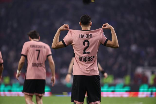 Le PSG résiste à l'OL à l'issue d'une seconde période spectaculaire et s'envole en tête de la L1