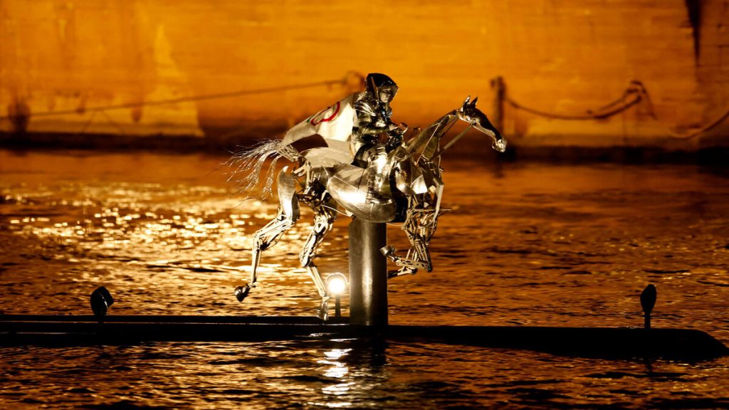 Le cheval métallique des JO de Paris 2024 va sillonner la France jusqu’à cet été
